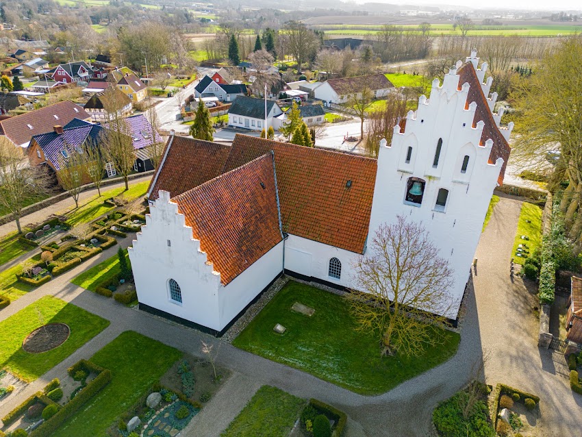Køng Kirke