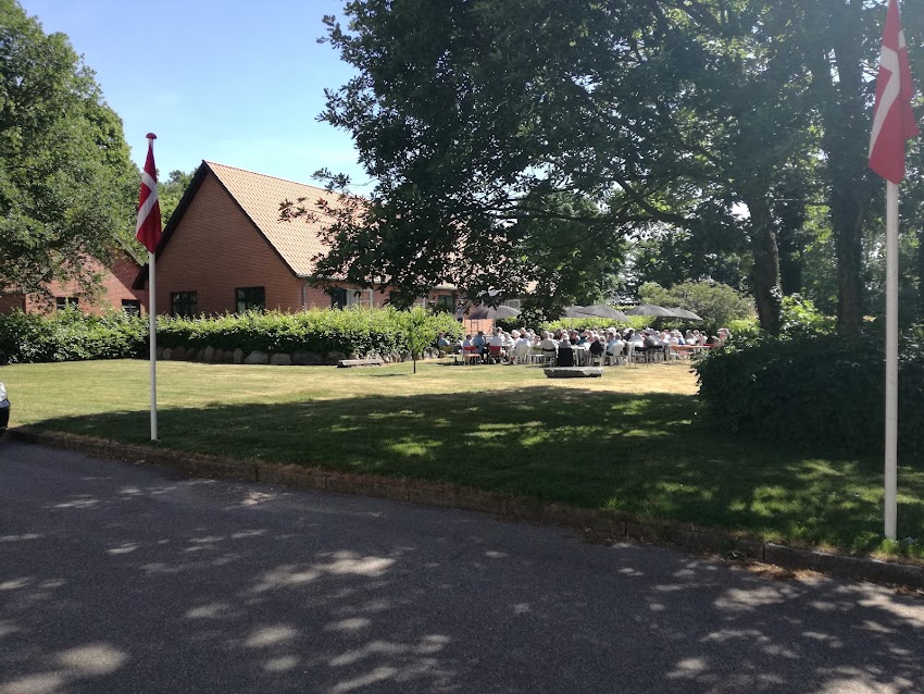 Vejby Kirke