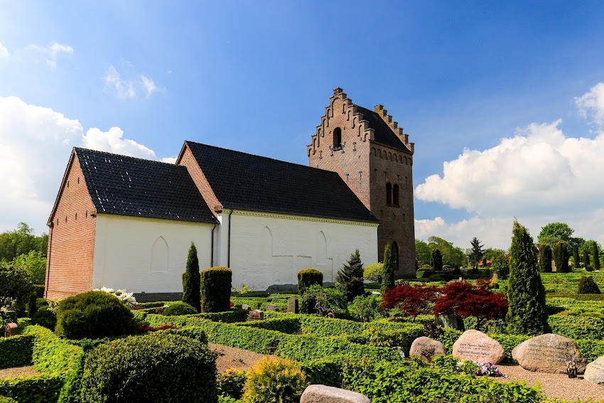 Højen Kirke