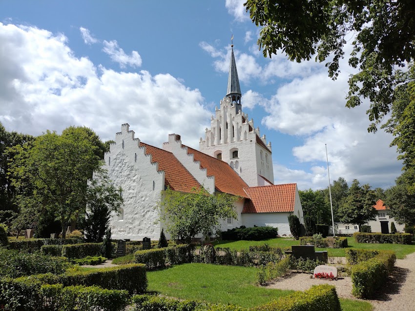 Sandager Kirke
