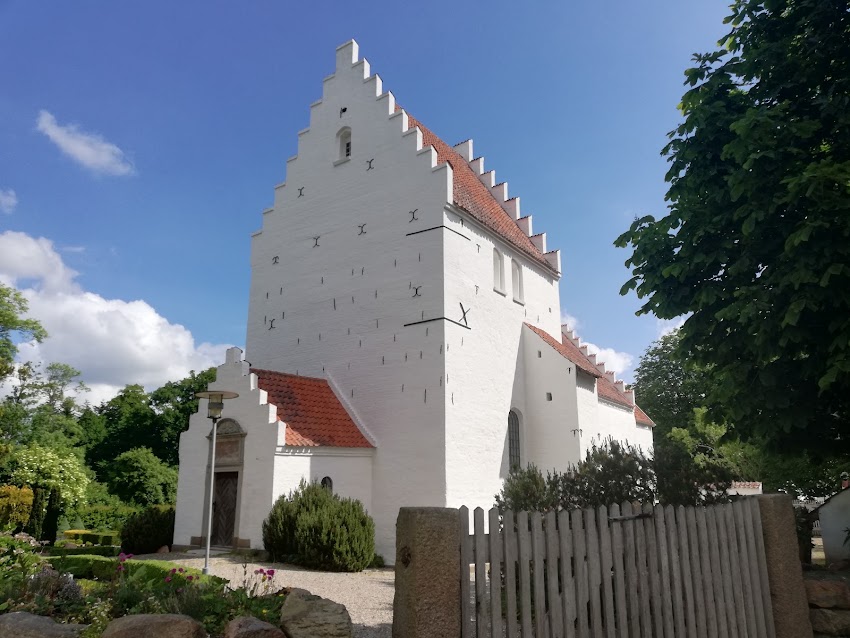 Hellerup Kirke