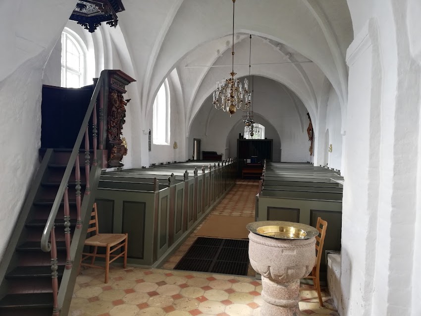 Næstelsø Kirke