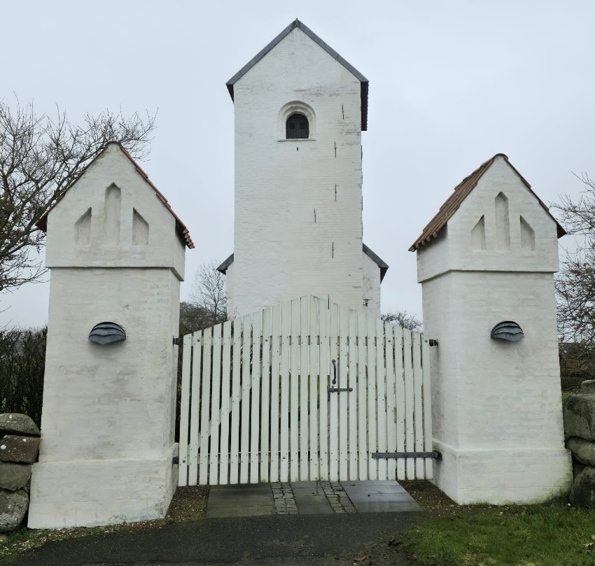 Em Kirke