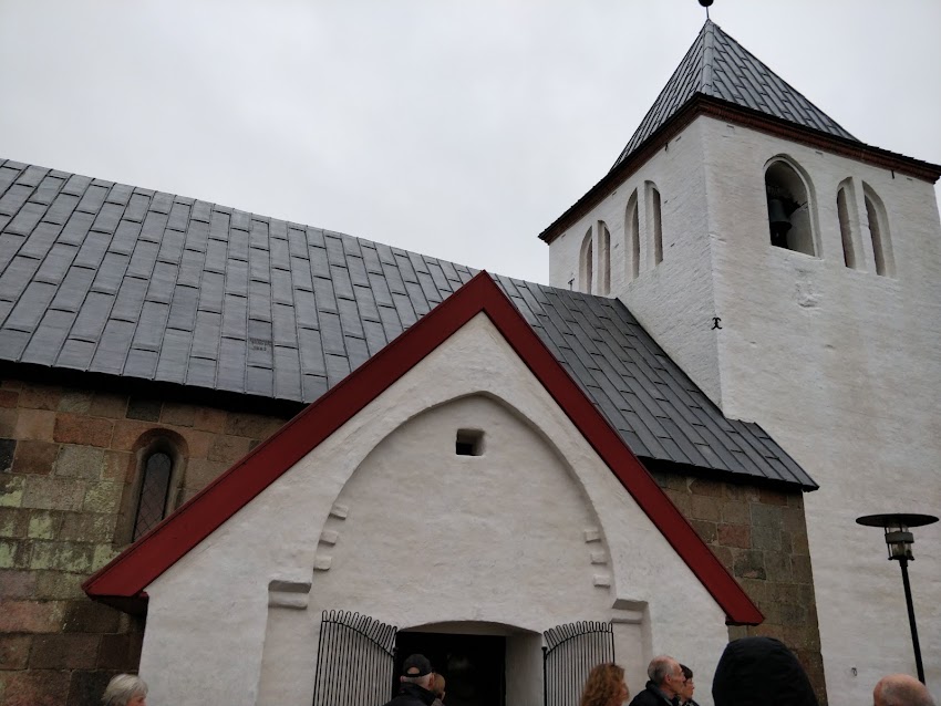 Måbjerg Kirke