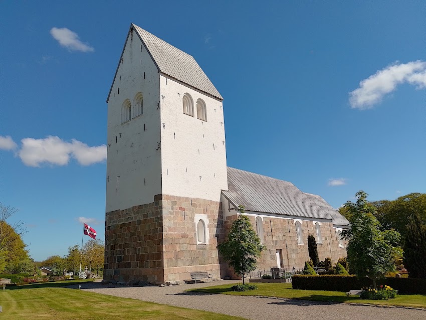 Sennels Kirke