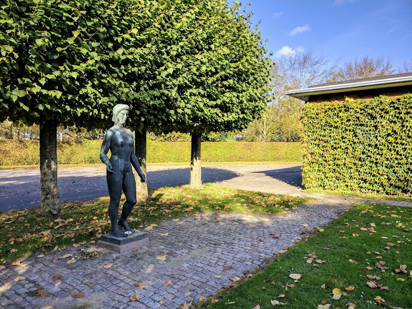 Fovrfeld Gravlund (kirkegård og kapel)