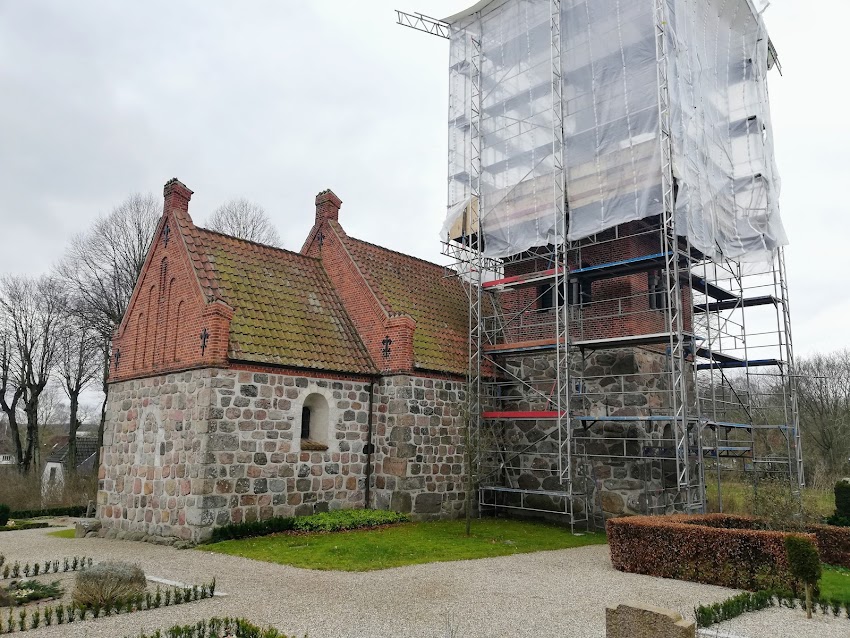 Vellerup Kirke