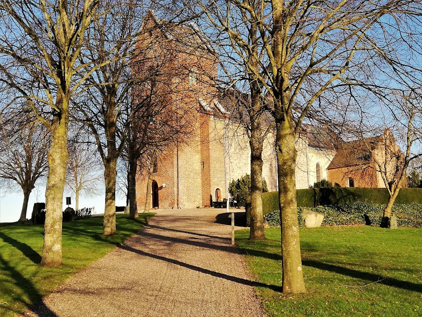 Næsby Kirke