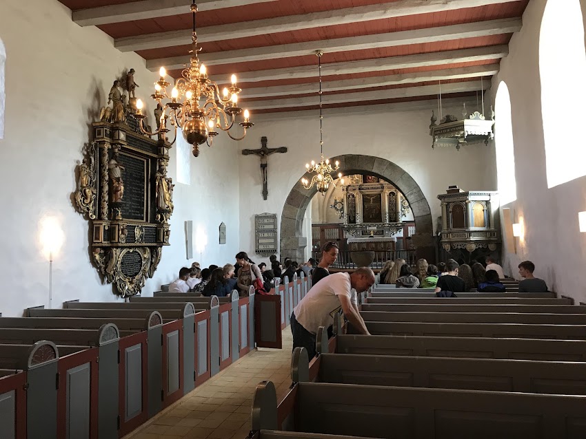 Hundslund Kirke
