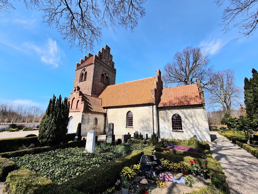 Vallensbæk kirke