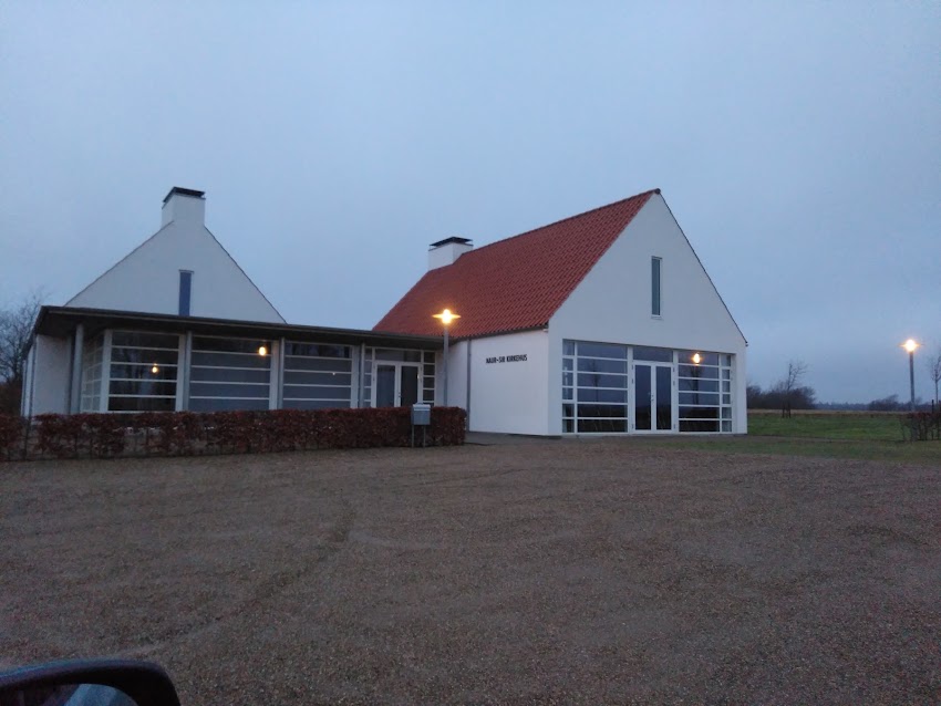 Naur Kirke