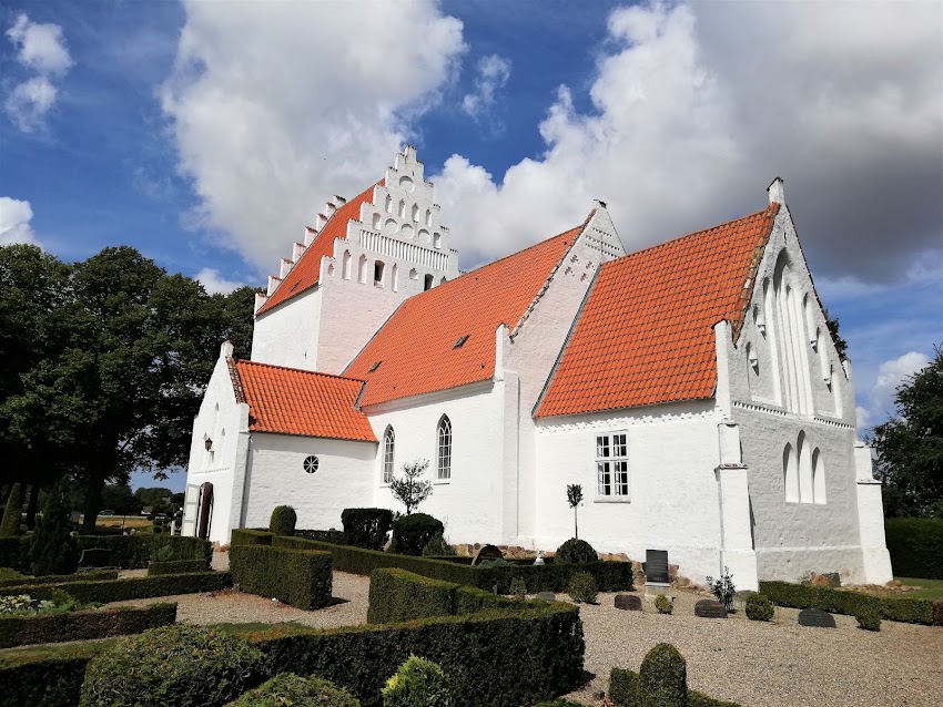 Ønslev Kirke