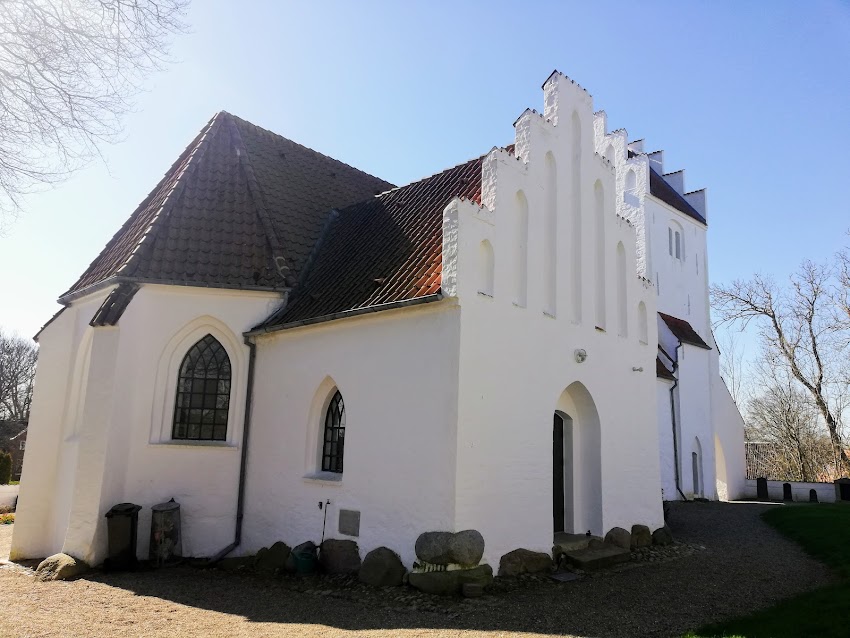 Slots Bjergby Kirke