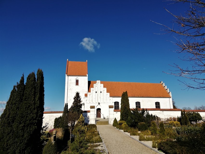 Hyllinge Kirke