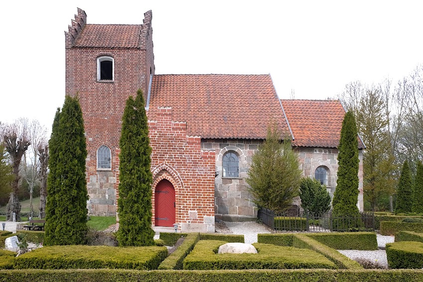 Kasted Kirke