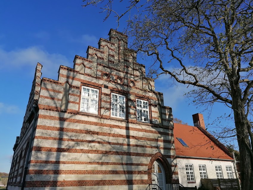 Roholte Kirke