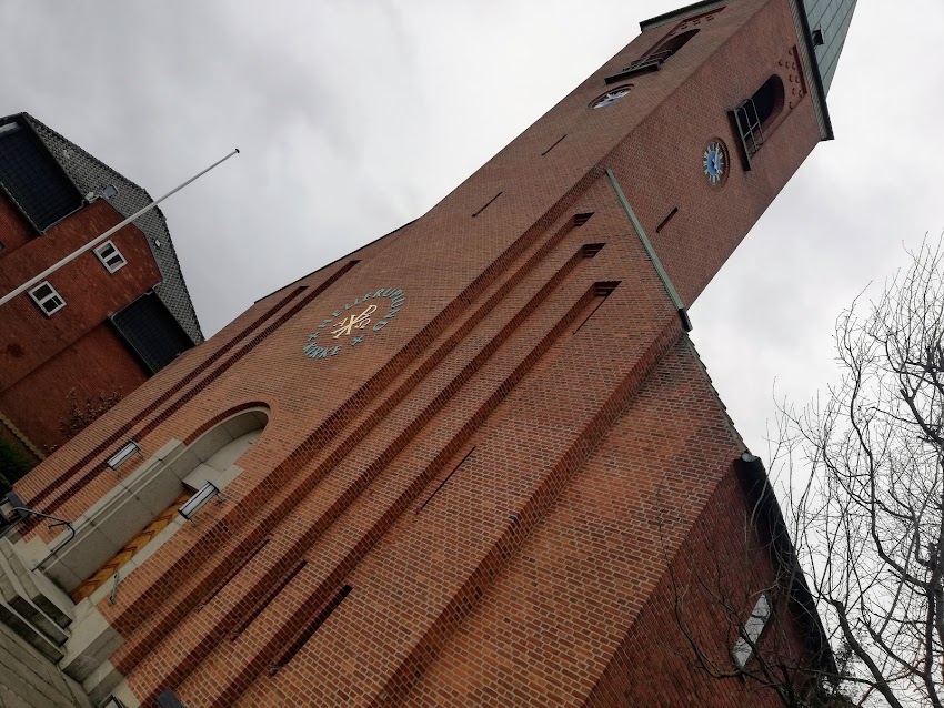 Helleruplund Kirke