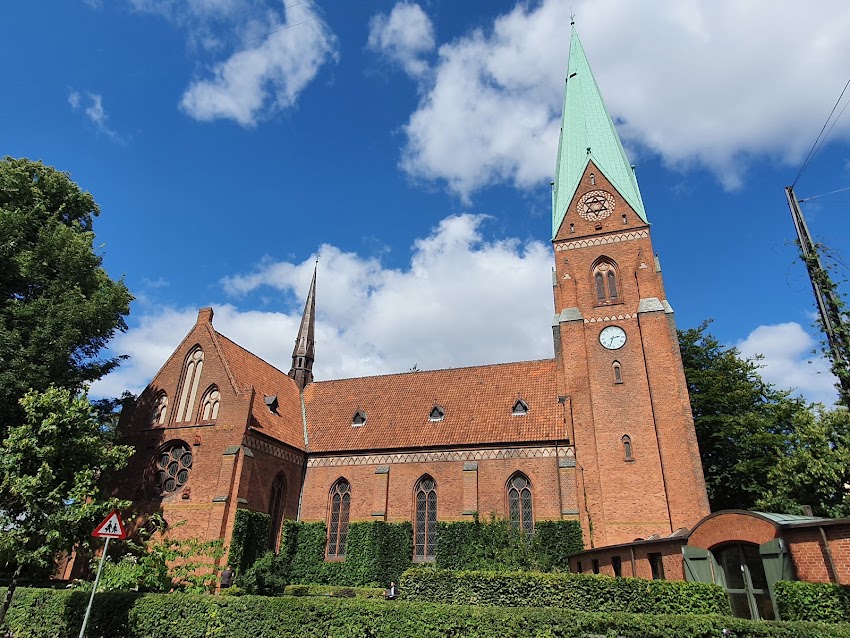 Hellig Kors Kirke