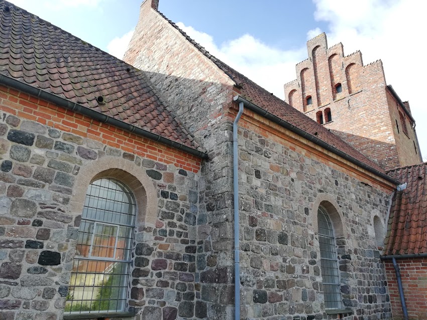 Gyrstinge Kirke
