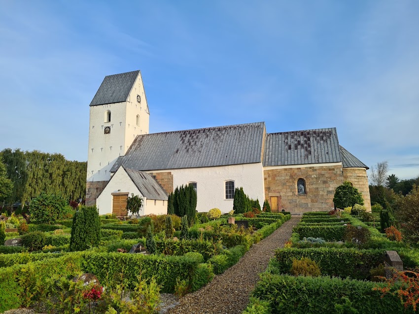 Ølgod Kirke