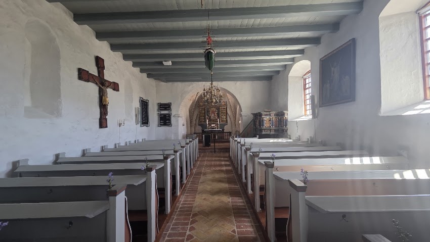 Lomborg Kirke