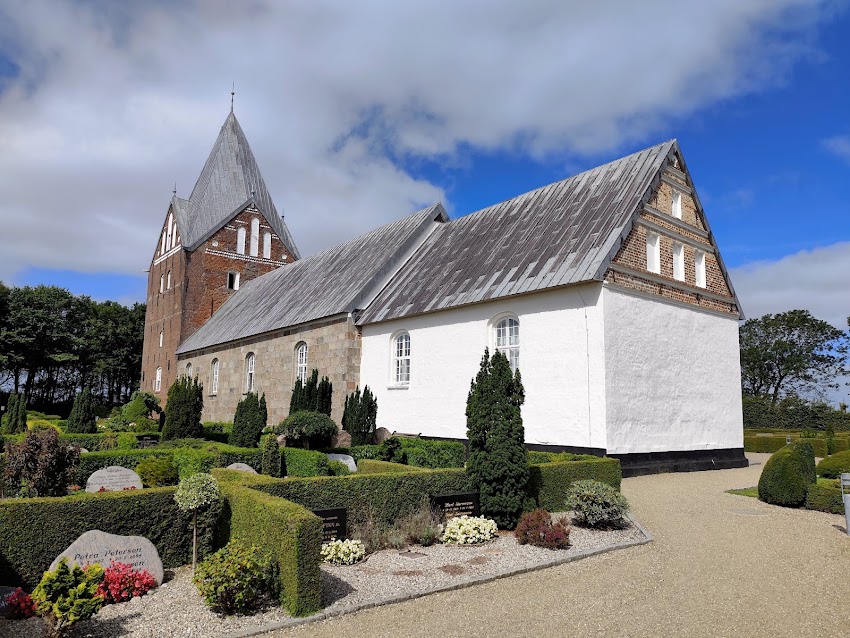 Emmerlev Kirke