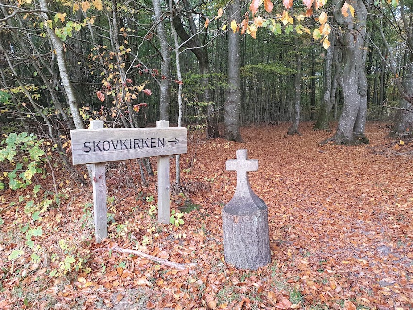 Adslev Skovkirke