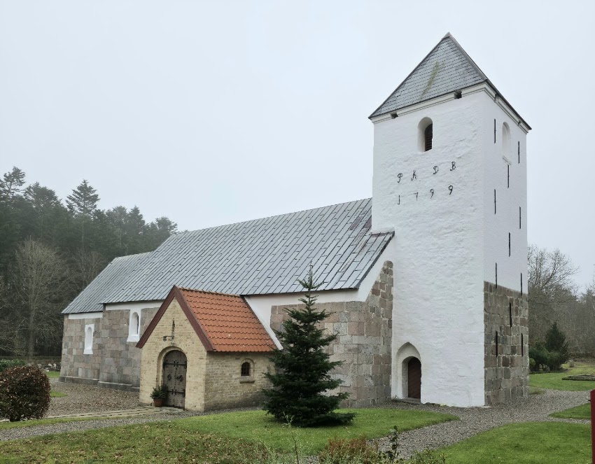Tved Kirke