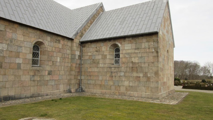 Hee Kirke