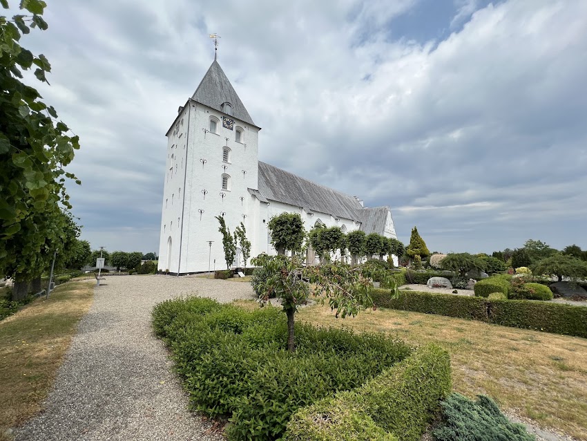 Øsby Kirke
