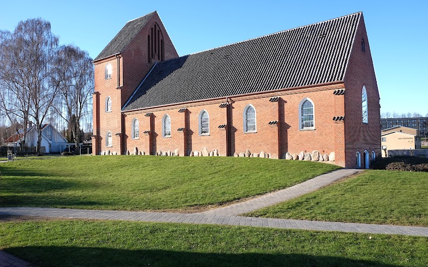 Dronningborg Kirke