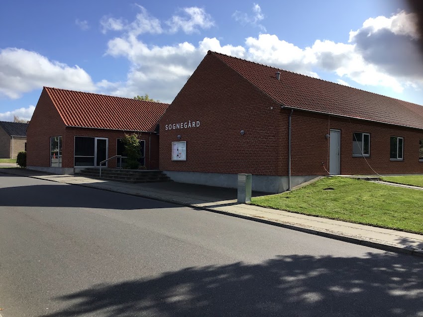 Søften Foldby Kirkekontor, Sognegården