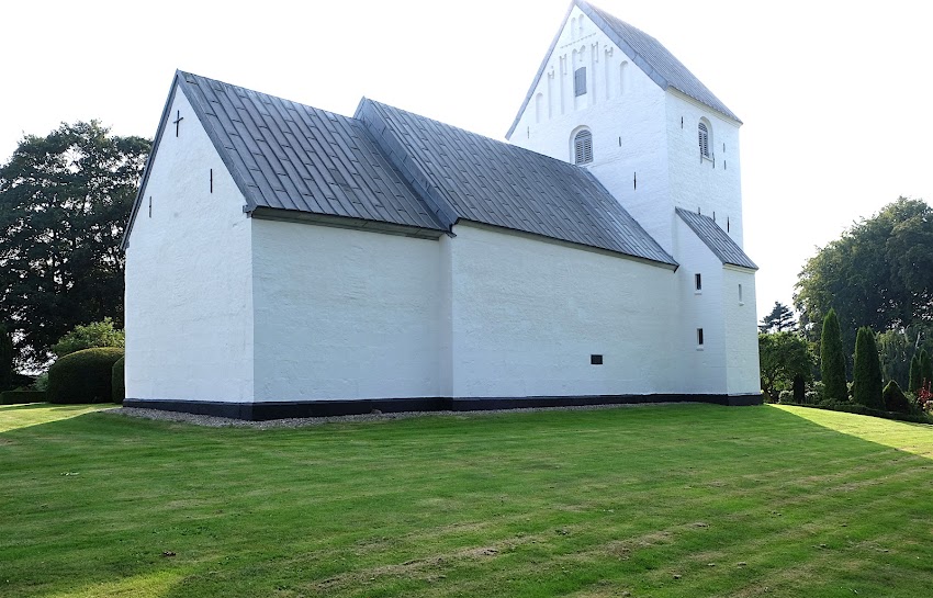 Lundum Kirke