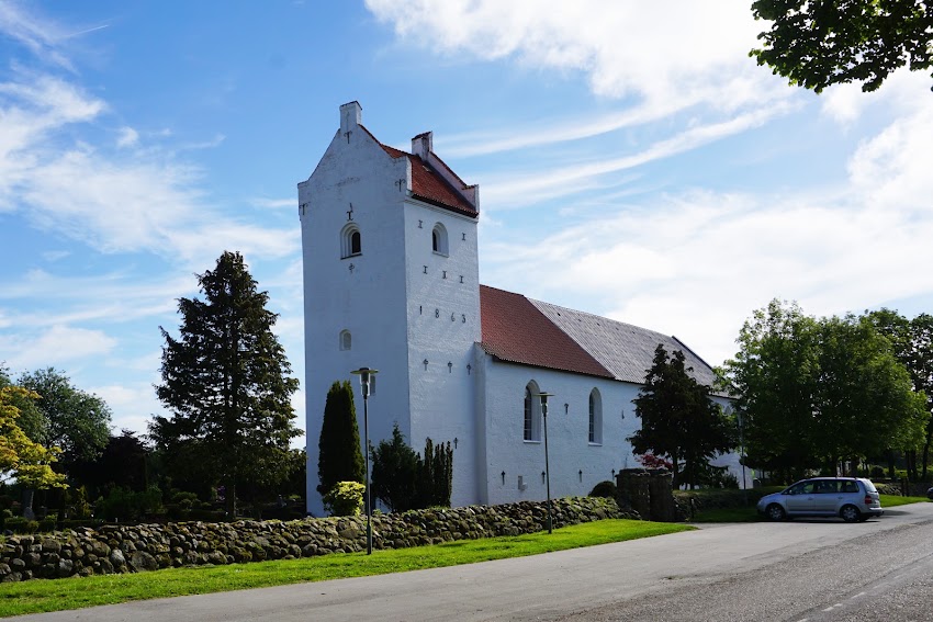 Vrejlev Kirke