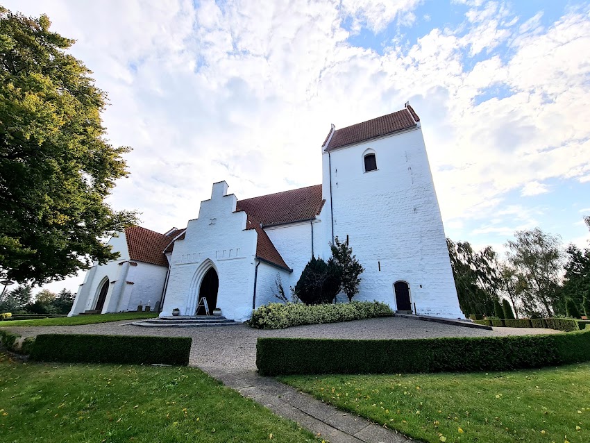 Høve Kirke