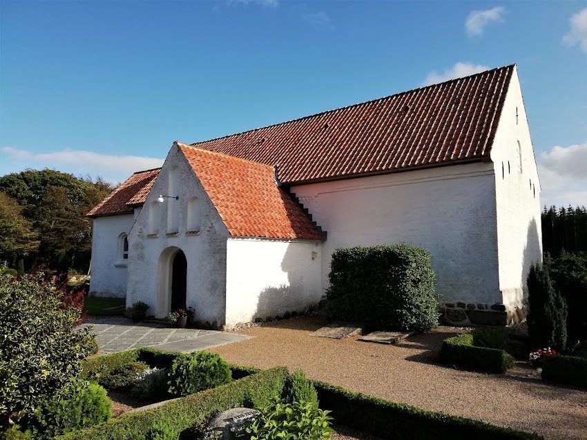 Tolne Kirke