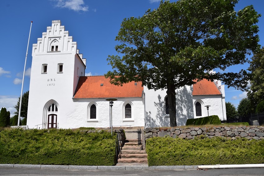 Hundstrup Kirke