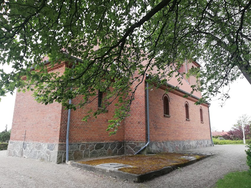 Svinø Kirke