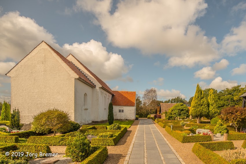 Tolne Kirke