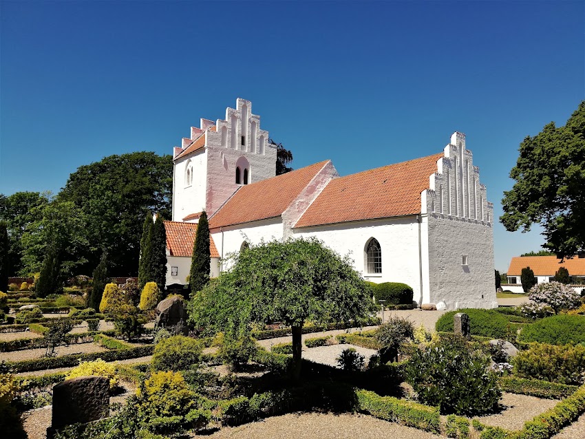 Sorterup Kirke