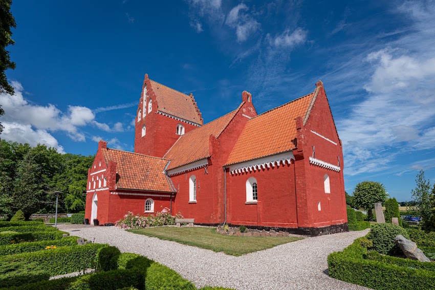 Fjelde Kirke
