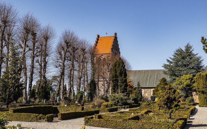 Tårnby Kirke