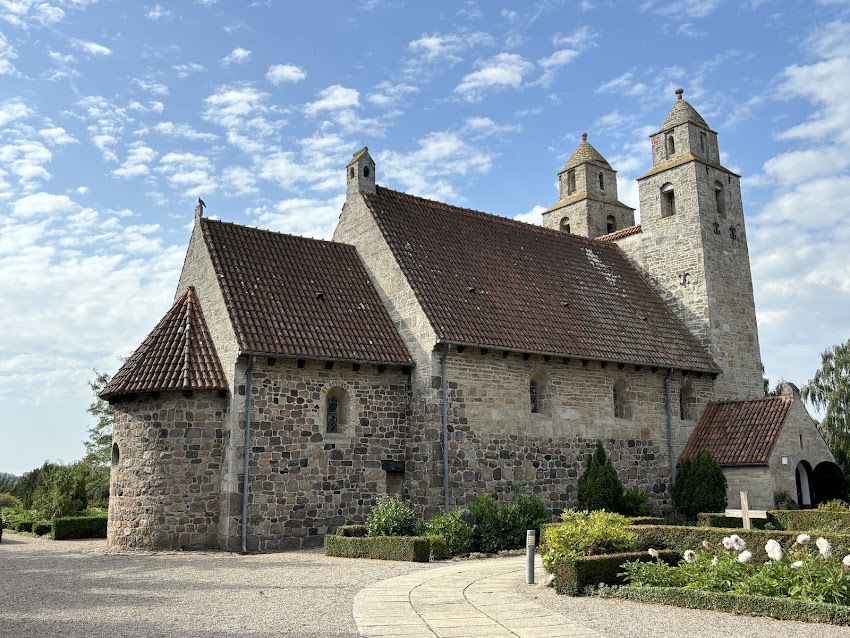 Tveje Merløse Kirke