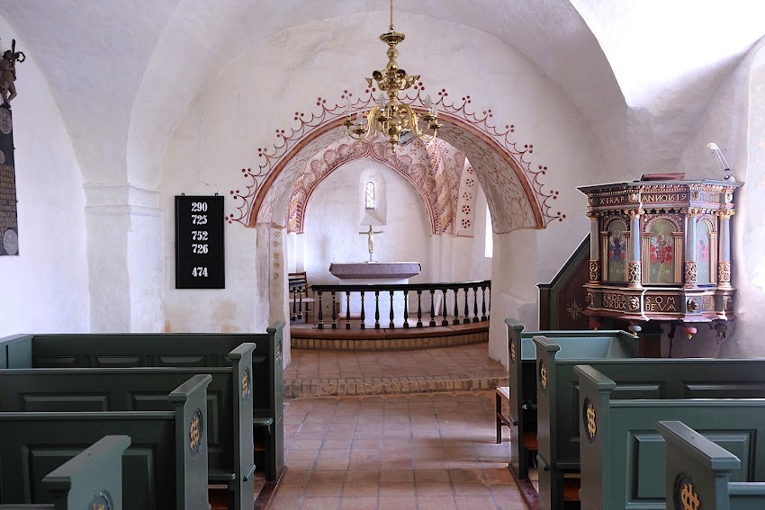 Albæk Kirke
