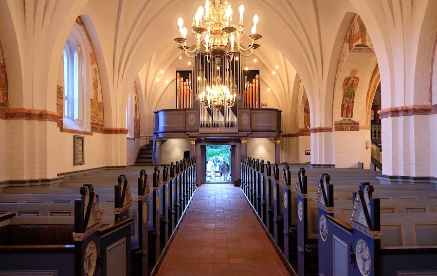 Vejlby Kirke