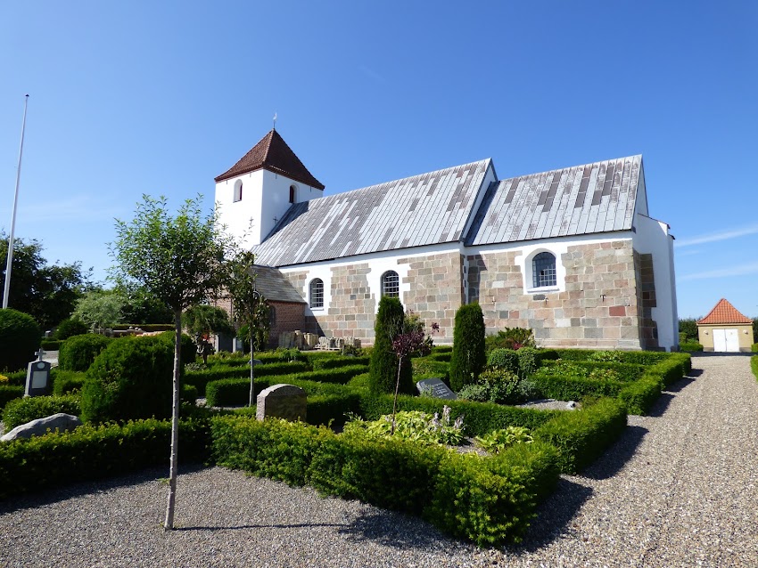 Dølby Kirke