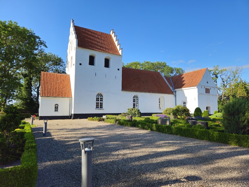 Nørre Sandager Kirke
