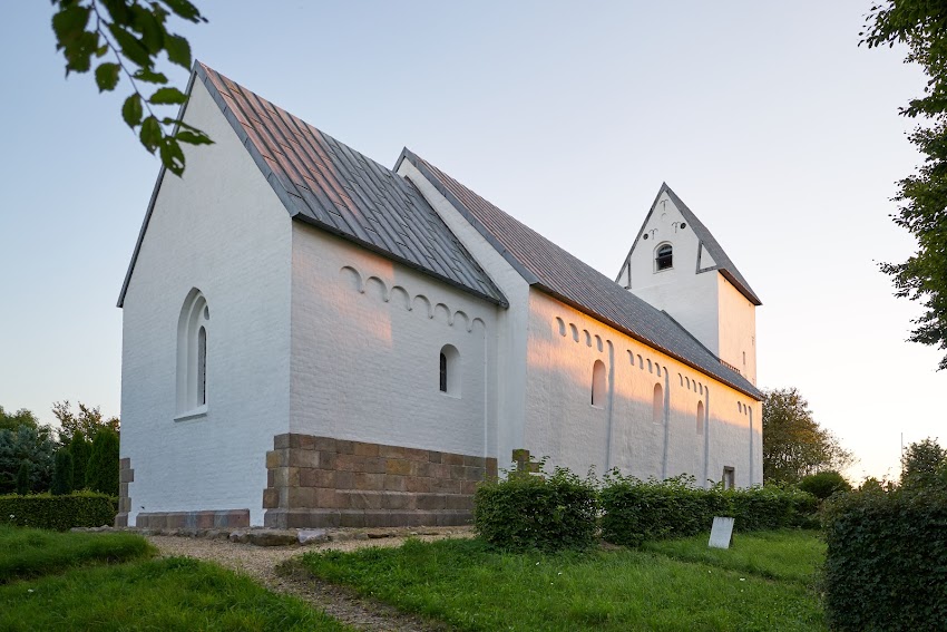 Sneum Kirke