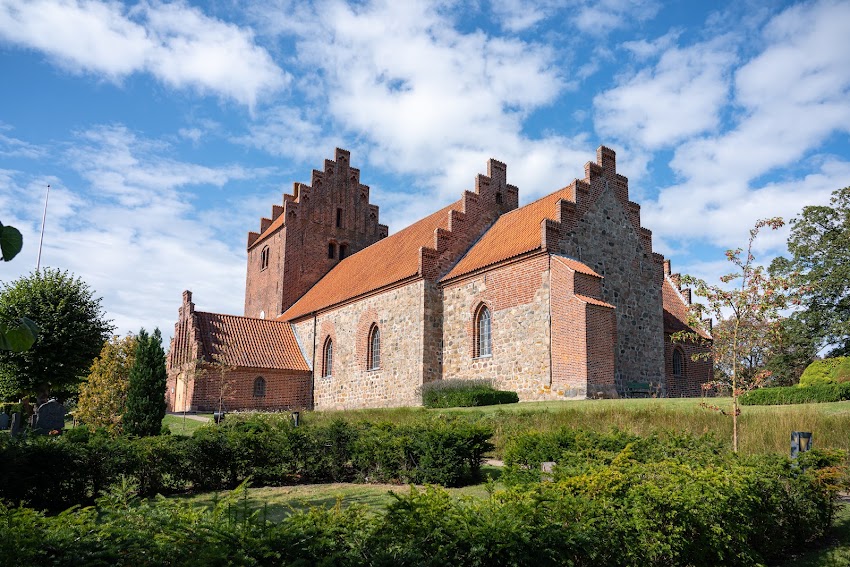 Højby Kirke