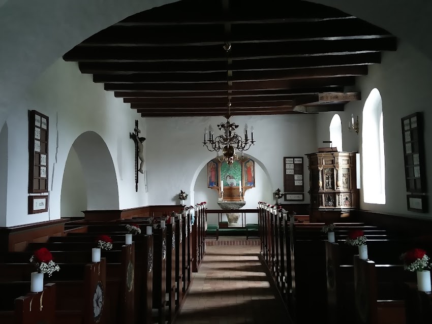 Albæk Kirke